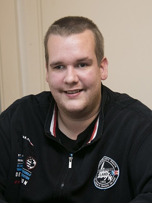 15 Erik Smit